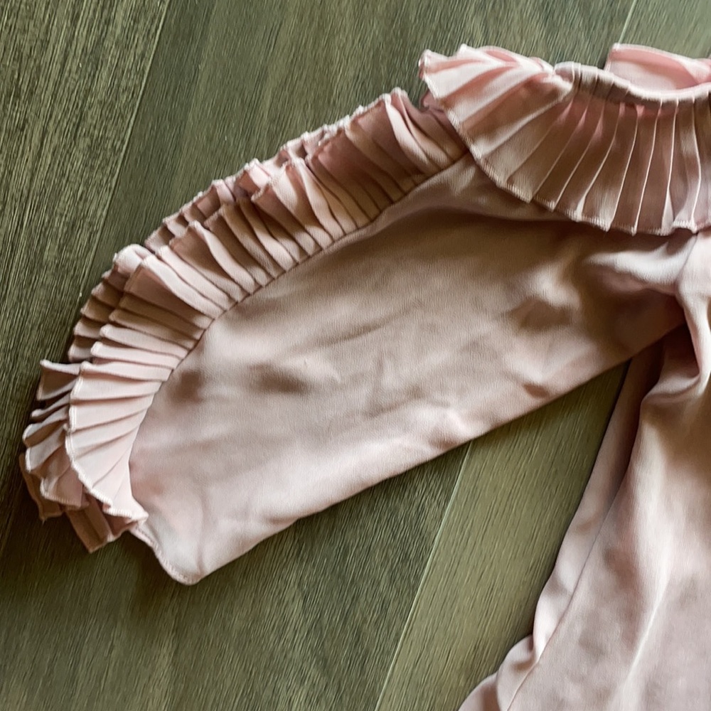 Girls Pale Pink Dress. Size XL - Picture 3 of 10